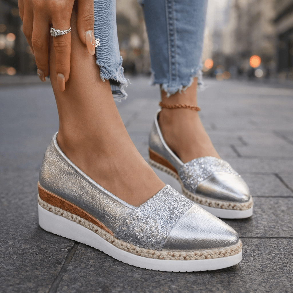 Alethea - сандали с блестяща платформа