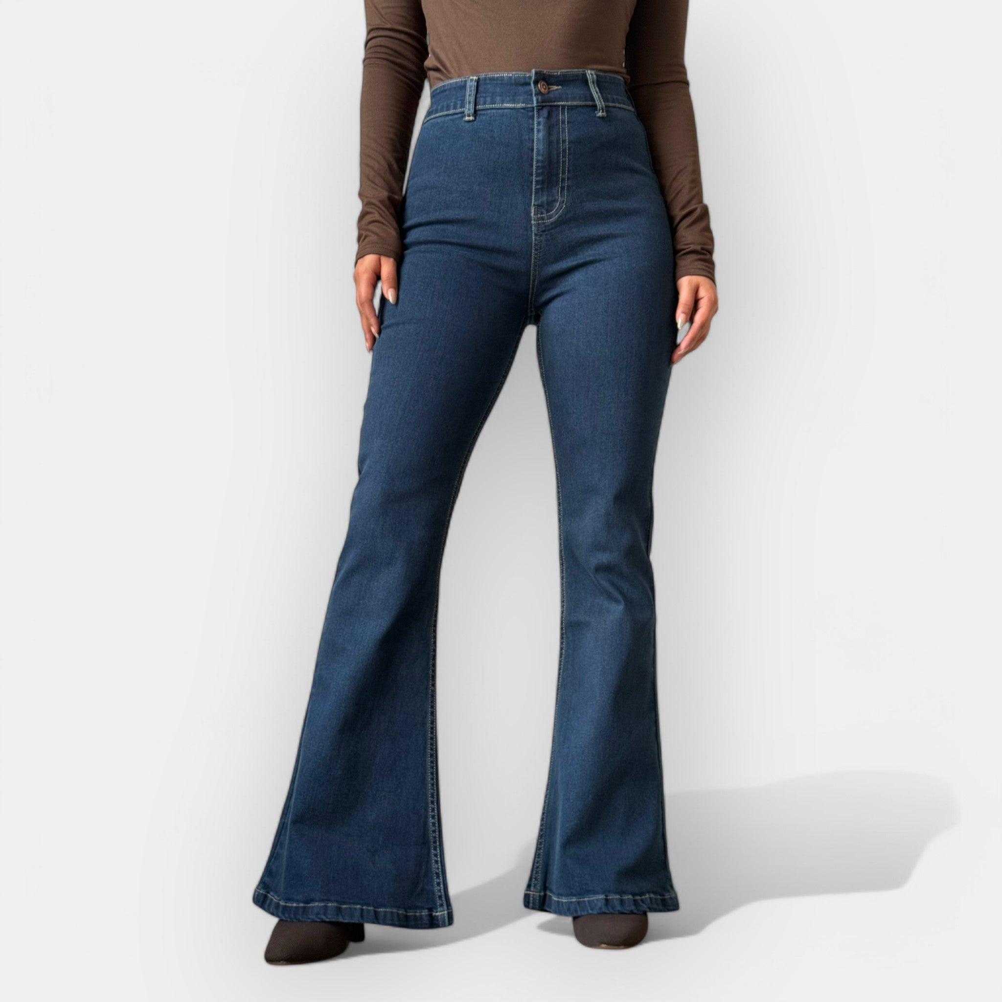 Висок Waist Flare Дънки