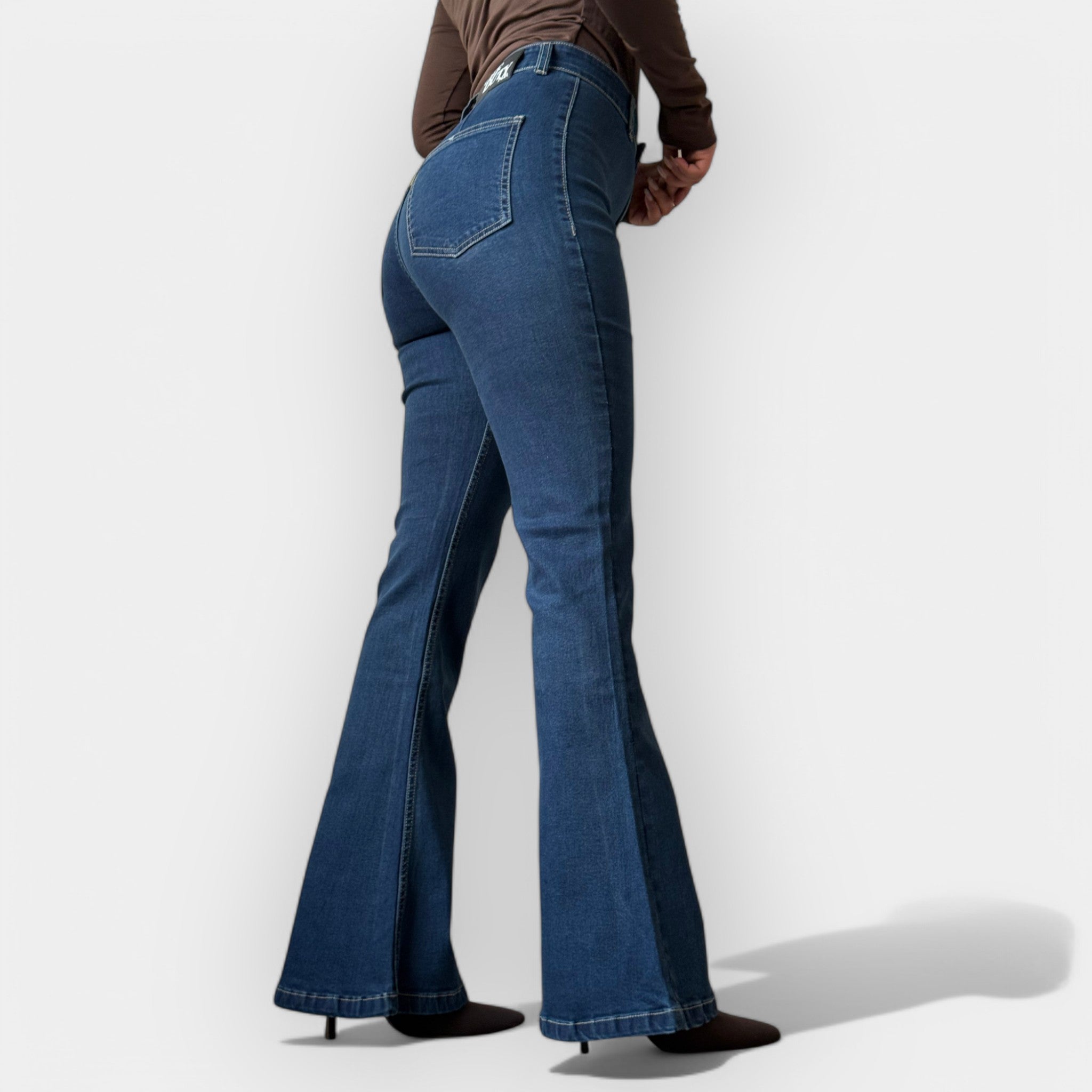 Висок Waist Flare Дънки